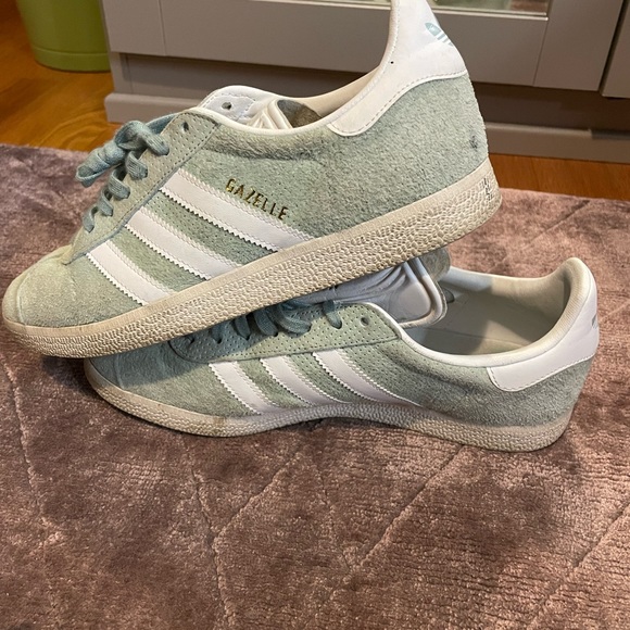 Adidas Gazelle! Sz 8 - Picture 4 of 5